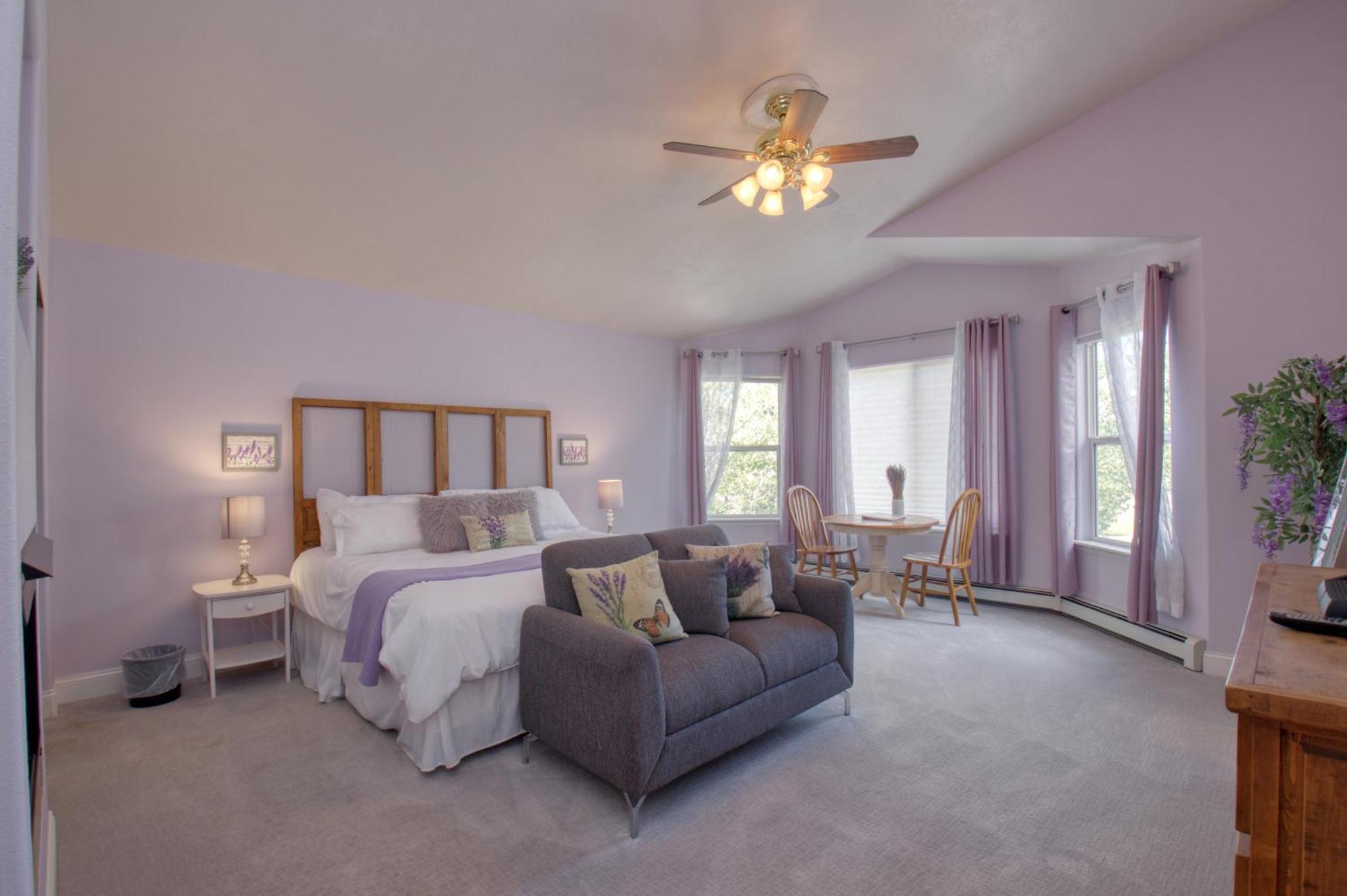 Castle Creek Manor Bed & Breakfast Гранд Джънкшън Екстериор снимка