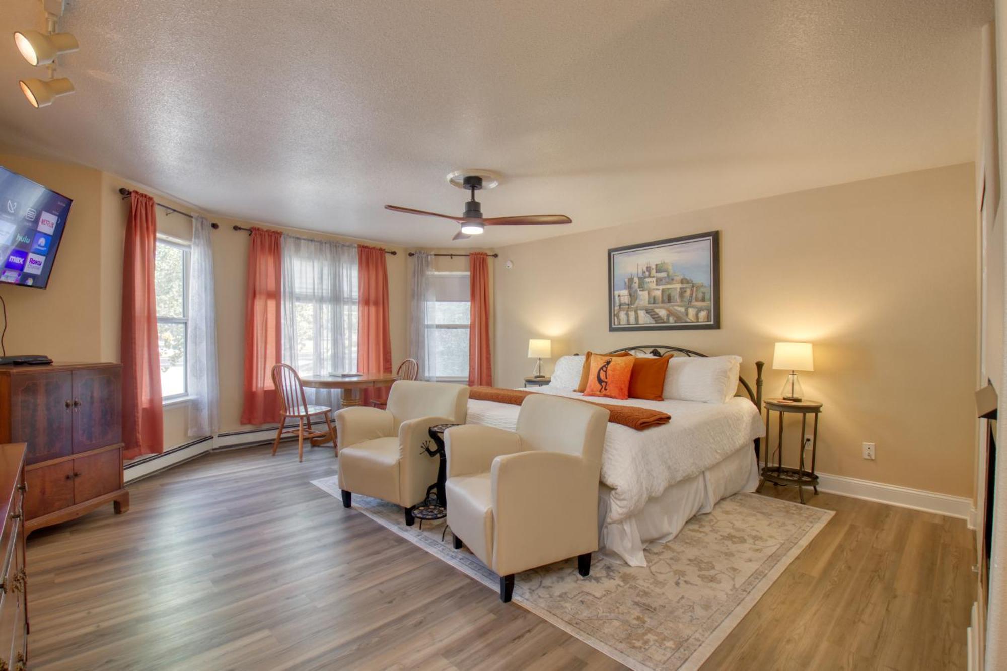 Castle Creek Manor Bed & Breakfast Гранд Джънкшън Екстериор снимка